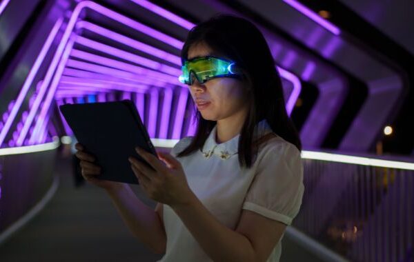 Optimizing SEO for Metaverse Marketing and Virtual Visibility